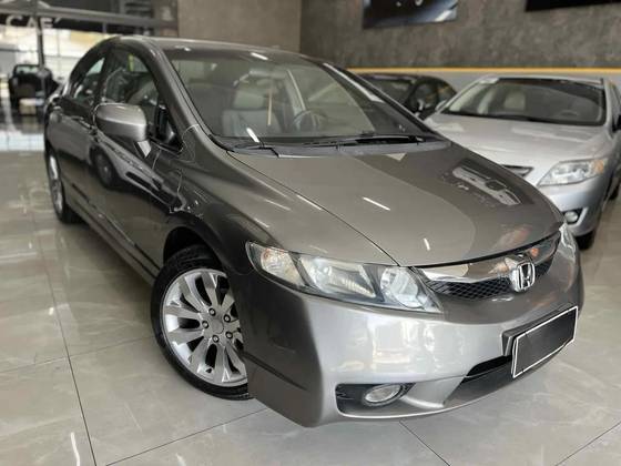 HONDA CIVIC 1.8 LXS 16V FLEX 4P AUTOMÁTICO HONDA CIVIC 1.8 LXS 16V FLEX 4P AUTOMÁTICO